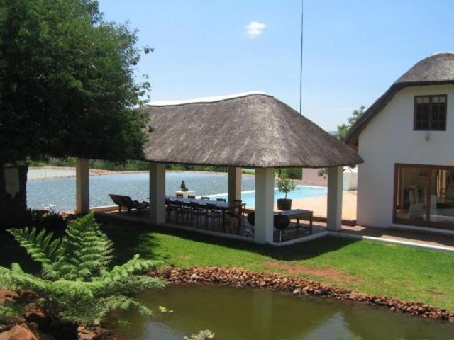 Steynshoop Self-Catering Valley Lodge Hekpoort المظهر الخارجي الصورة